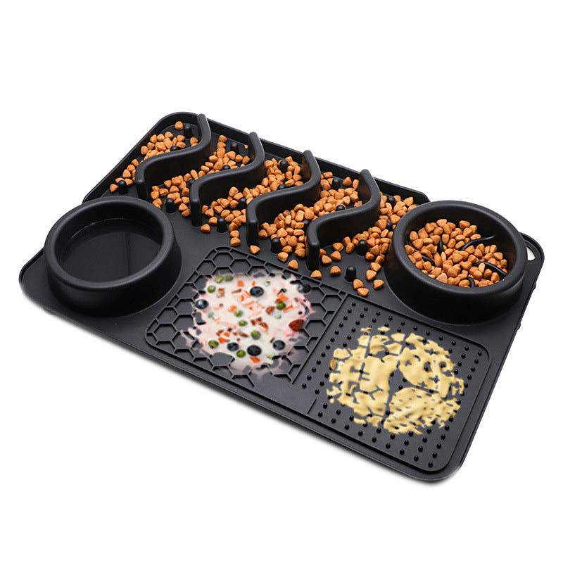 Silicone Licking Mat - Slow Feeder Dog Bowl - QZ Pets